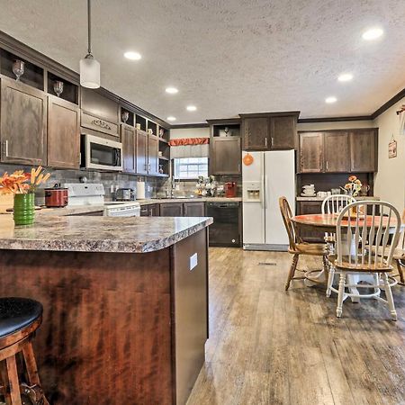 Lovely Sadieville Retreat With Deck And Grill! Корінт Екстер'єр фото